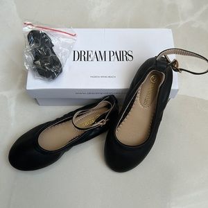 DREAM PAIRS Girls Dress Shoes Slip on Ballerina Flats（Toddler 12) New in box